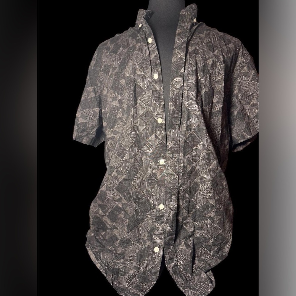 Old Navy Geometric Pattern Short Sleeve Button-Up Shirt - Size XXL